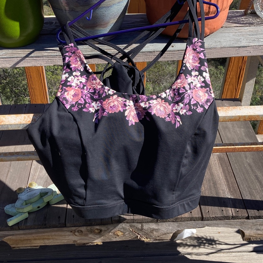 Torrid Black and Pink Floral Strappy Top Size 6